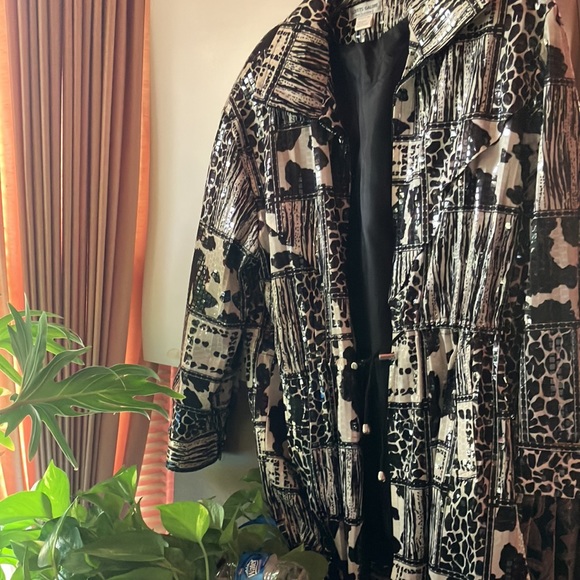 Jacket Gallore - Picture 2 of 5